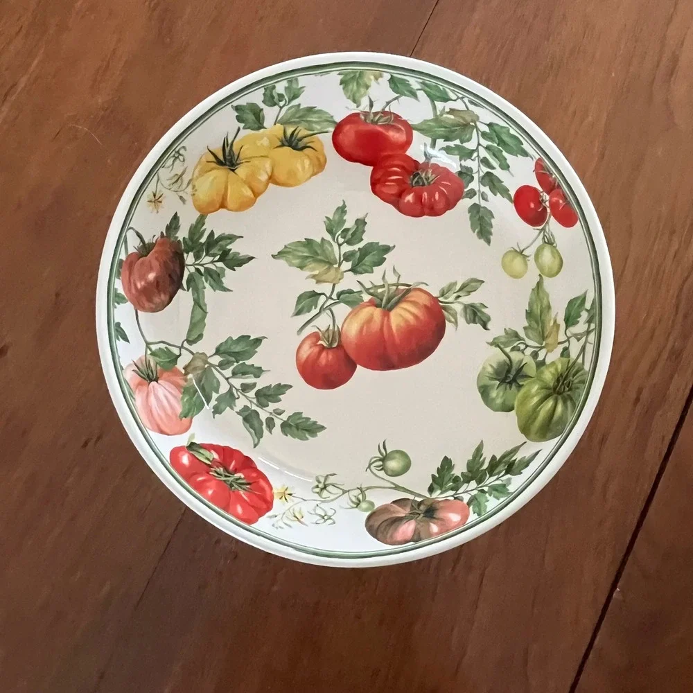 Sur La Table Tomato Print Vegetable/Pasta Bowl 8